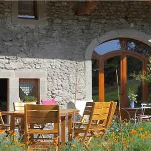 chambres-dhotes-les-chambres-de-mado.hotels-rhonealpes.com/