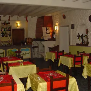 le-saint-domingue.hotels-rhonealpes.com/
