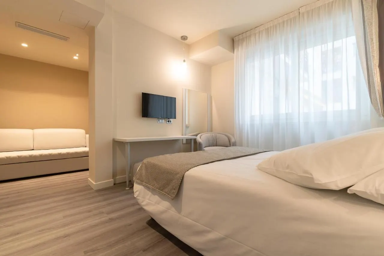 La Dolce Vita Hotel Menton 3*,  France